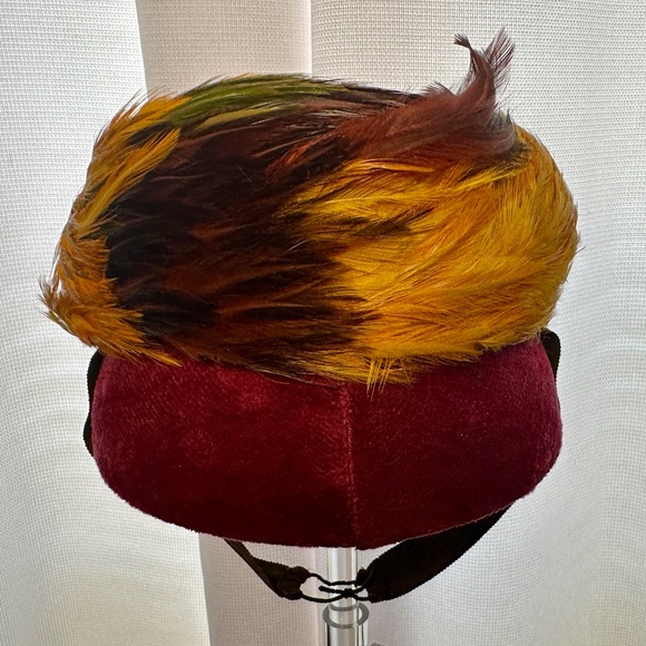 VINTAGE 1940s New York Creation Union Label Pheasant Feather Pillbox Hat - Picture 1 of 8